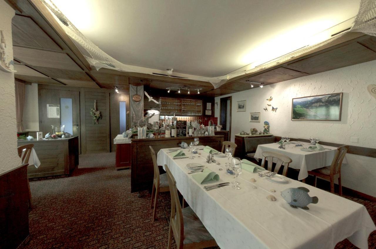 Muotathal Gasthaus Post מראה חיצוני תמונה